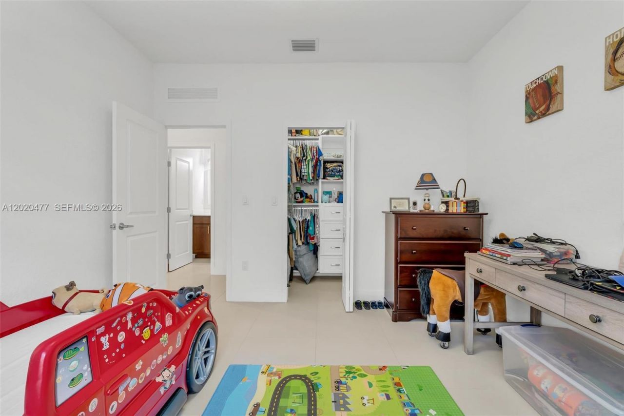 2921 SW 152nd Ave , Miami, FL 33185 Photo