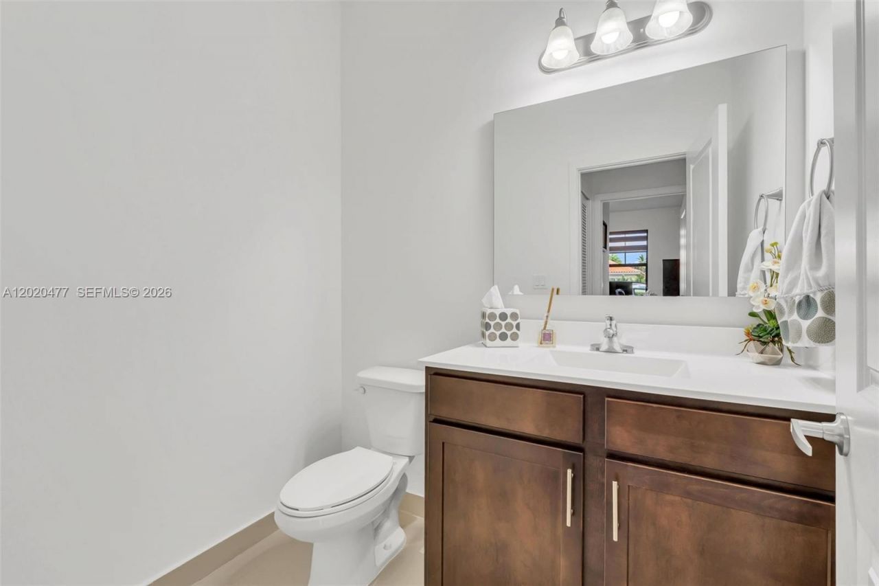 2921 SW 152nd Ave , Miami, FL 33185 Photo