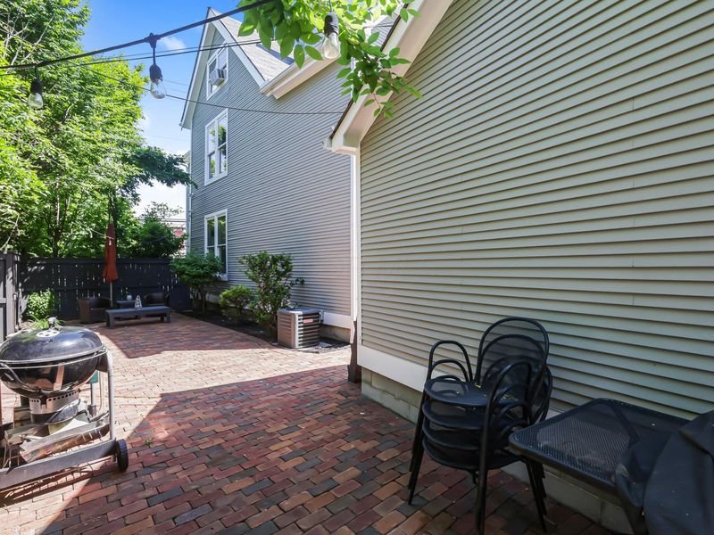 185 E 2nd Avenue, Columbus, OH 43201 Photo 43