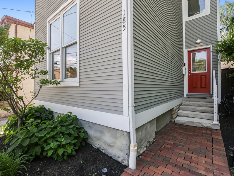 185 E 2nd Avenue, Columbus, OH 43201 Photo 6