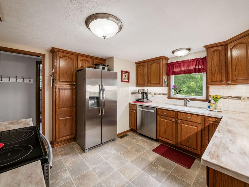 144 Northigh Drive, Worthington, OH 43085 Photo 18