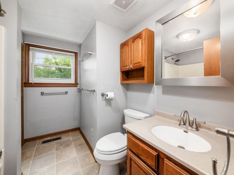 144 Northigh Drive, Worthington, OH 43085 Photo 35