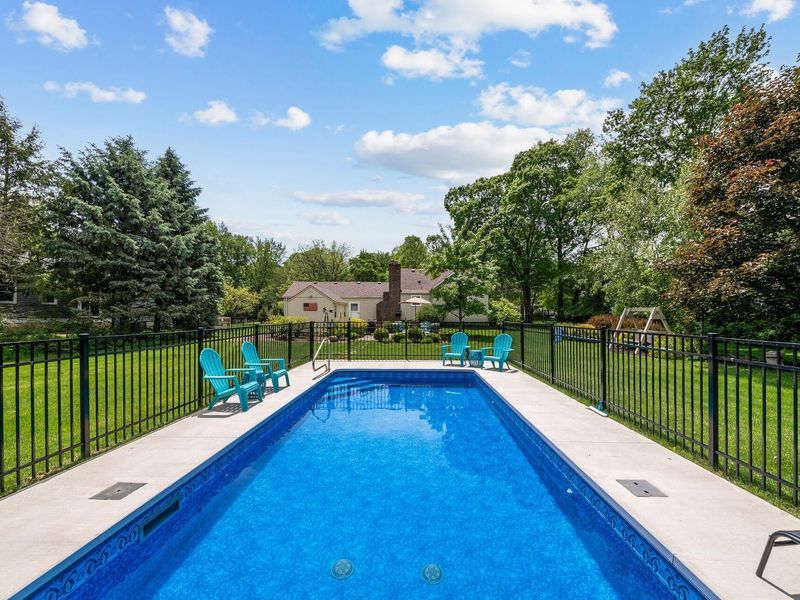 144 Northigh Drive , Worthington, OH 43085 Photo 9