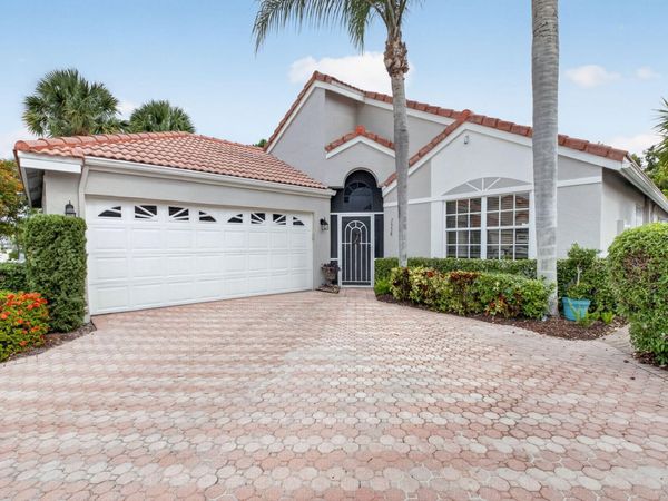 7558 Ironbridge Circle, Delray Beach, FL 33446