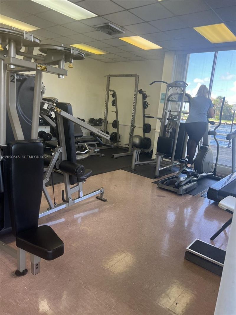 1817 S Ocean Dr , Unit 718, Hallandale Beach, FL 33009 Photo