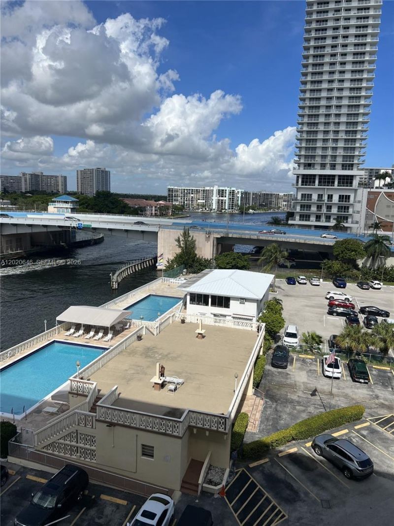 1817 S Ocean Dr , Unit 718, Hallandale Beach, FL 33009 Photo
