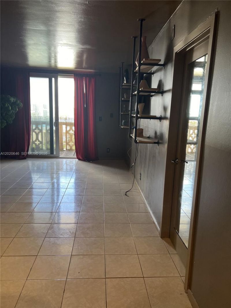 1817 S Ocean Dr , Unit 718, Hallandale Beach, FL 33009 Photo