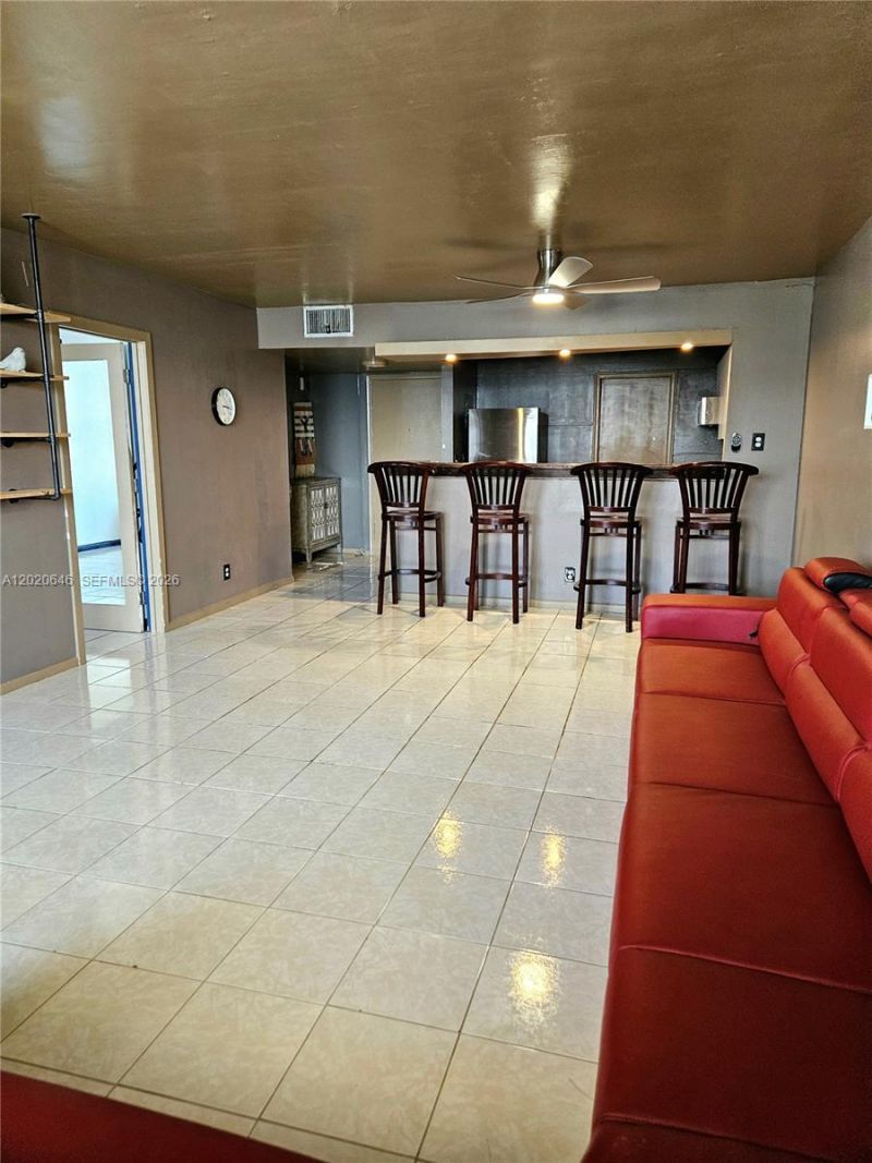 1817 S Ocean Dr , Unit 718, Hallandale Beach, FL 33009 Photo