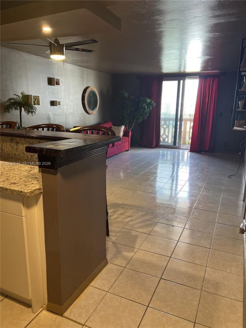 1817 S Ocean Dr , Unit 718, Hallandale Beach, FL 33009 Photo