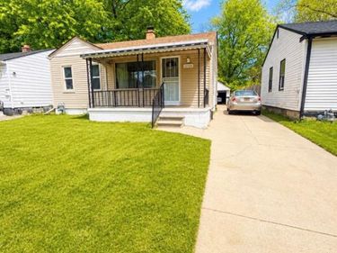 19166 Bentler Street , Detroit, MI 48219