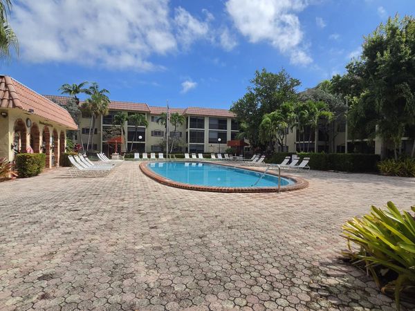 257 S Cypress Road, Unit 408, Pompano Beach, FL 33060