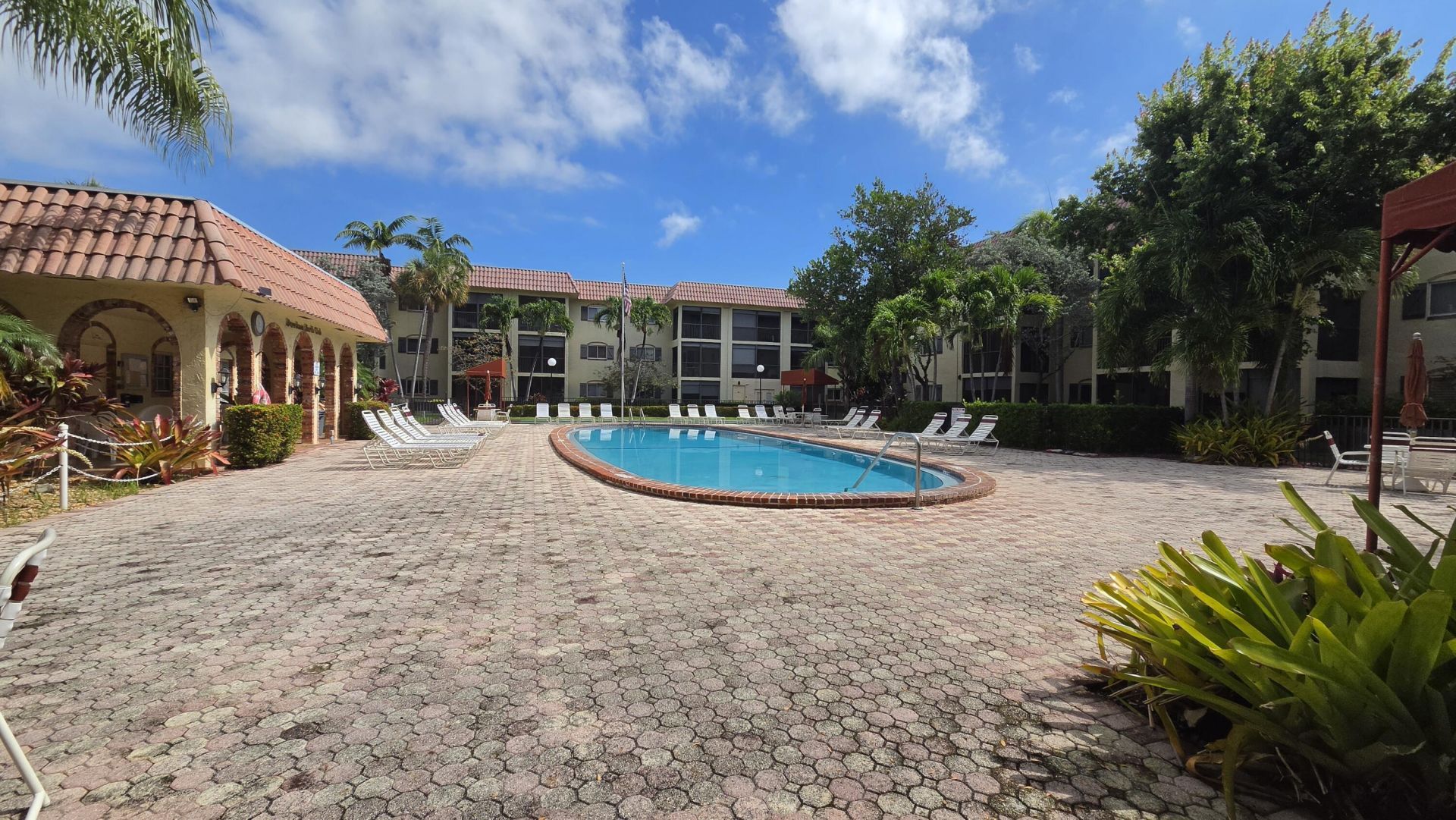 257 S Cypress Road, Unit 408, Pompano Beach, FL 33060 Photo