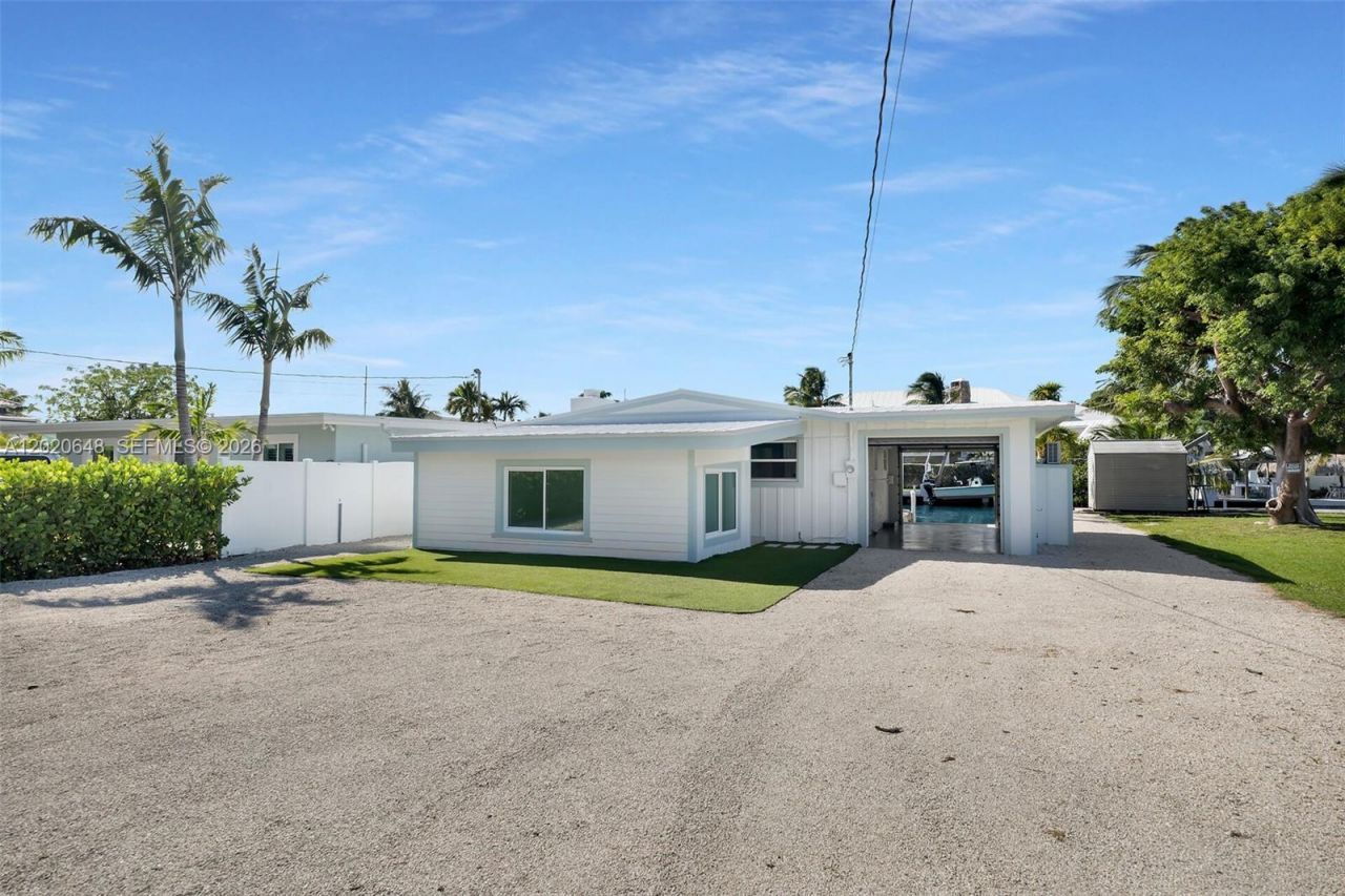 251 Azalea St , Plantation Key, FL 33070 Photo