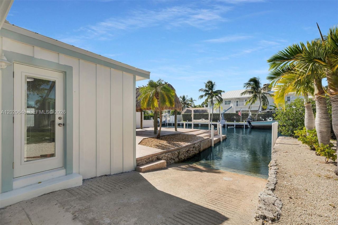 251 Azalea St , Plantation Key, FL 33070 Photo