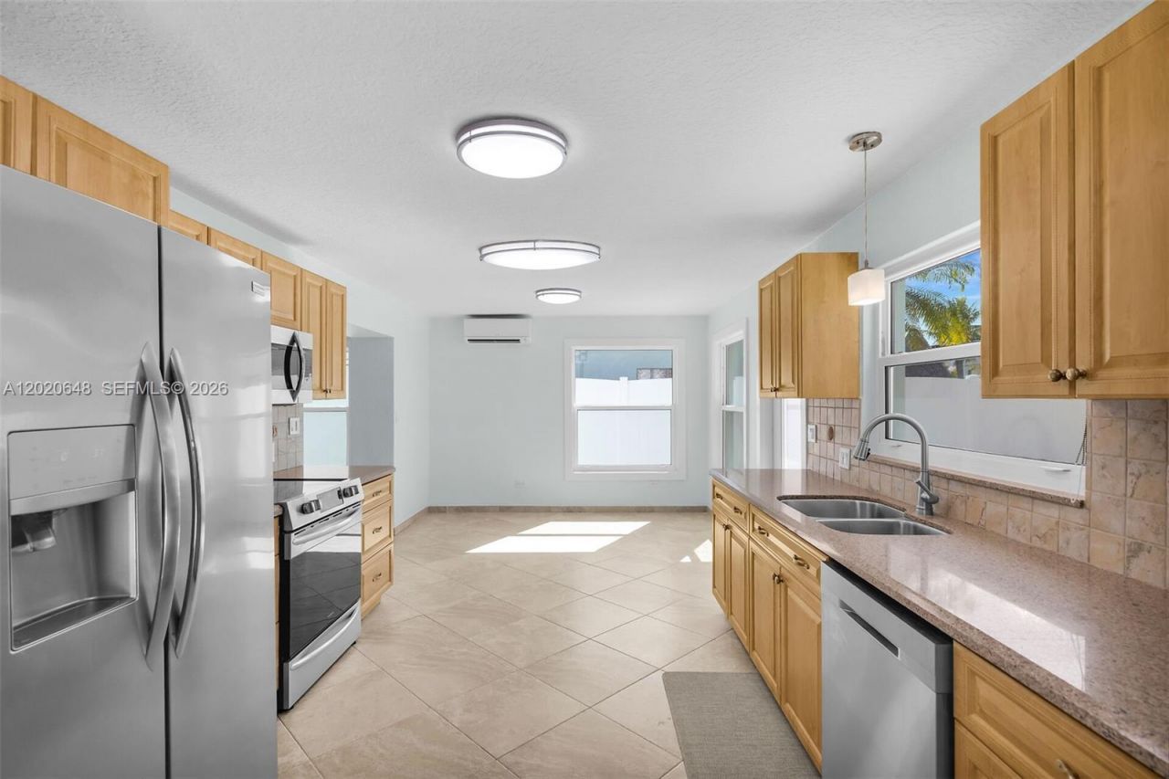 251 Azalea St , Plantation Key, FL 33070 Photo