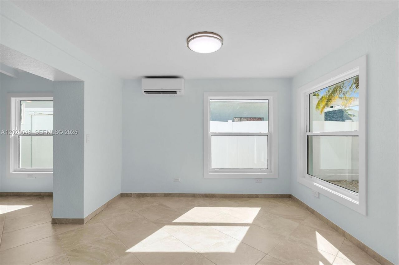 251 Azalea St , Plantation Key, FL 33070 Photo