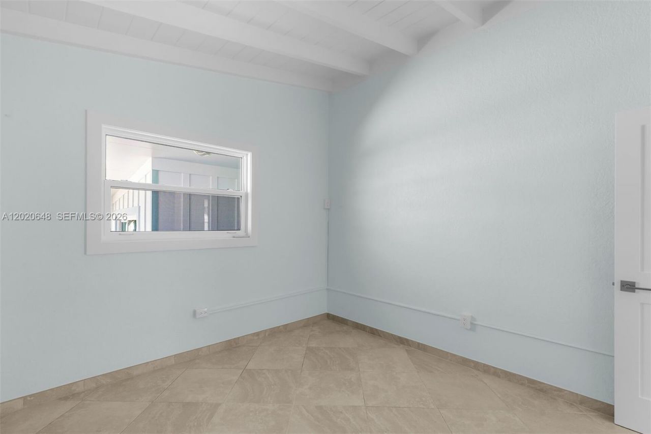 251 Azalea St , Plantation Key, FL 33070 Photo