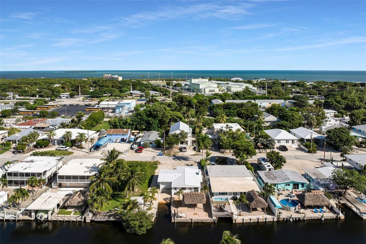 251 Azalea St , Plantation Key, FL 33070 Photo