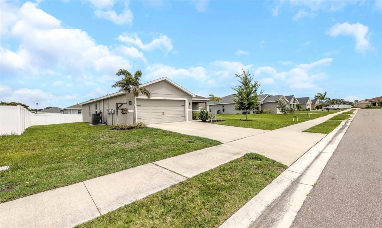 3127 58th Way E, Palmetto, FL 34221 Photo