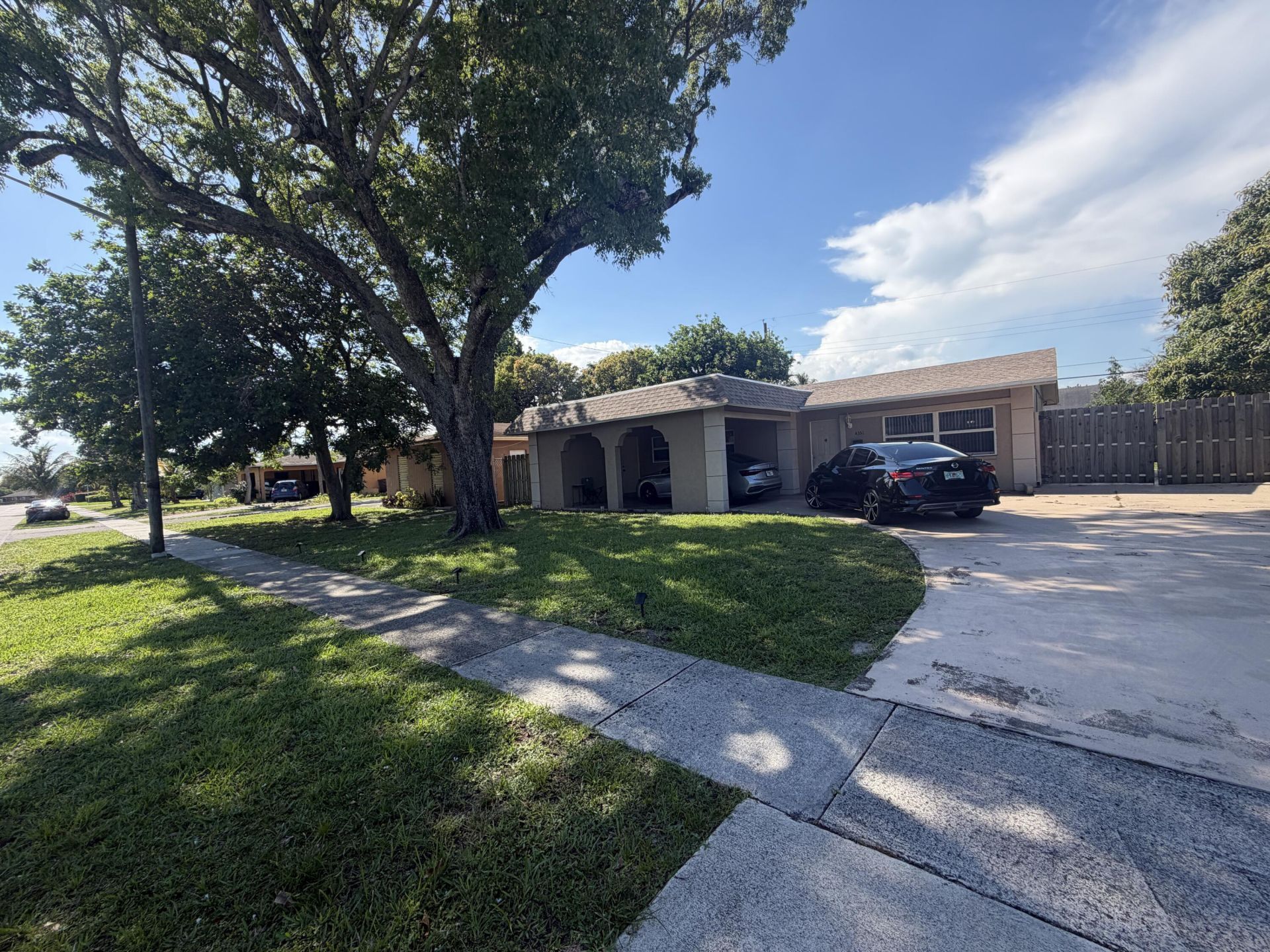 4351 NW 32nd Court, Lauderdale Lakes, FL 33319 Photo