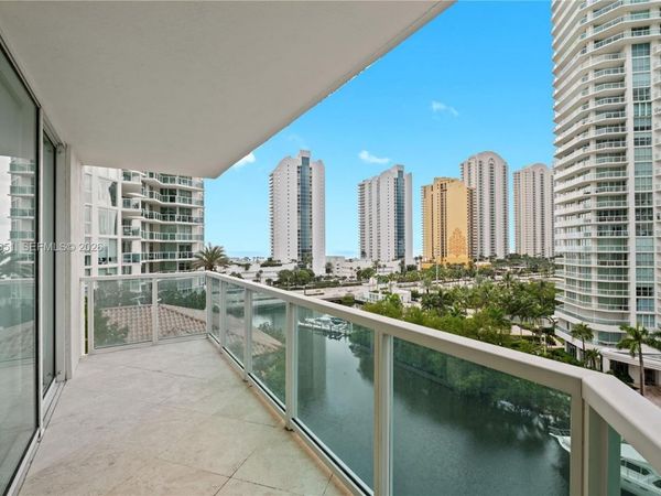 200 Sunny Isles Blvd , Unit 2-806, Sunny Isles Beach, FL 33160