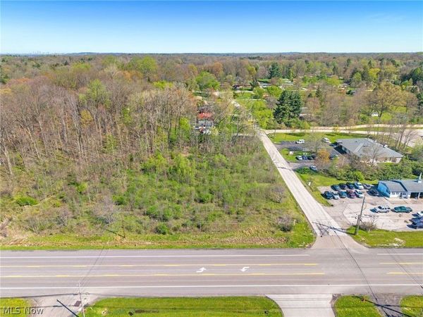 Aurora Road , Sagamore Hills, OH 44067