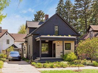 686 23rd Avenue NE, Minneapolis, MN 55418