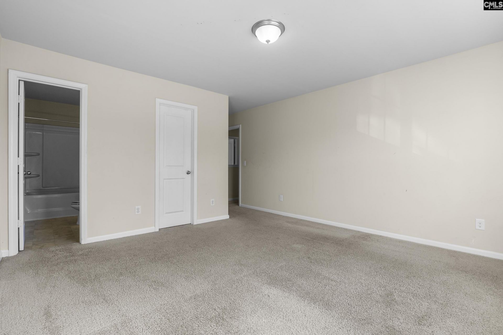 129 Esso Lane  Photo 31