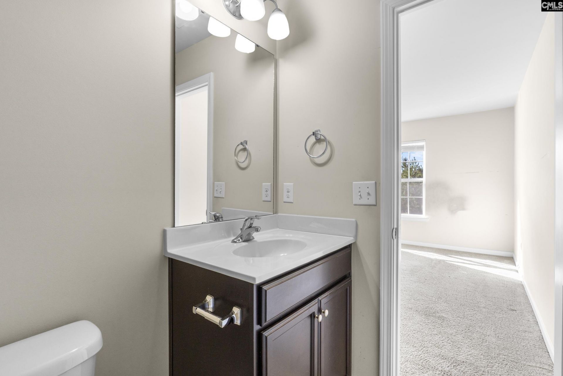 129 Esso Lane  Photo 33