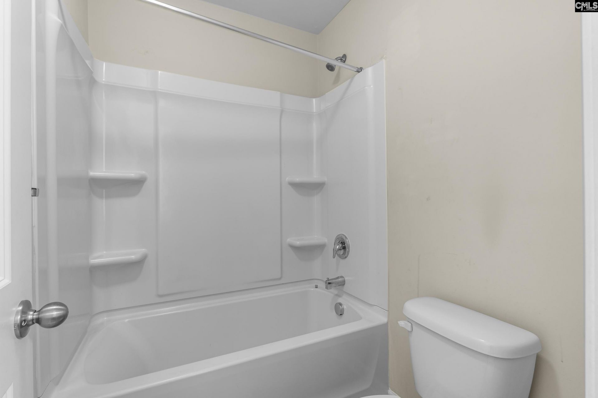 129 Esso Lane  Photo 39