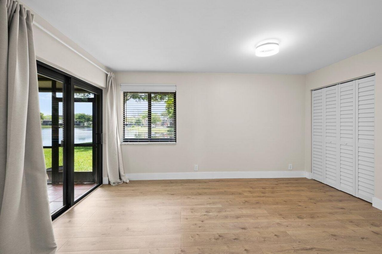 28 Wimbledon Lake Drive, Unit 222, Plantation, FL 33324 Photo