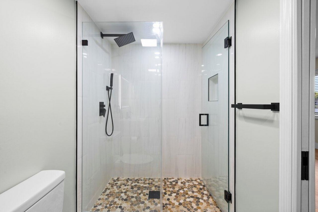 28 Wimbledon Lake Drive, Unit 222, Plantation, FL 33324 Photo