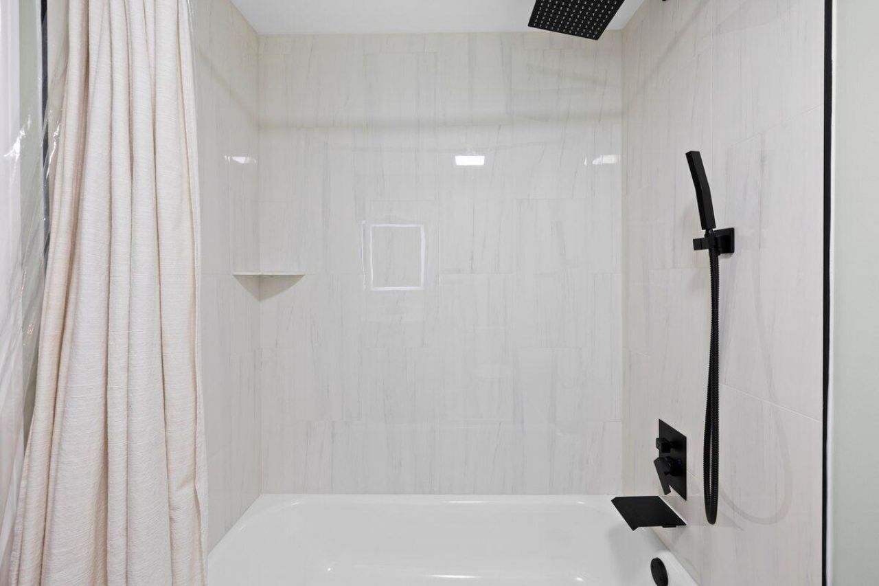 28 Wimbledon Lake Drive, Unit 222, Plantation, FL 33324 Photo