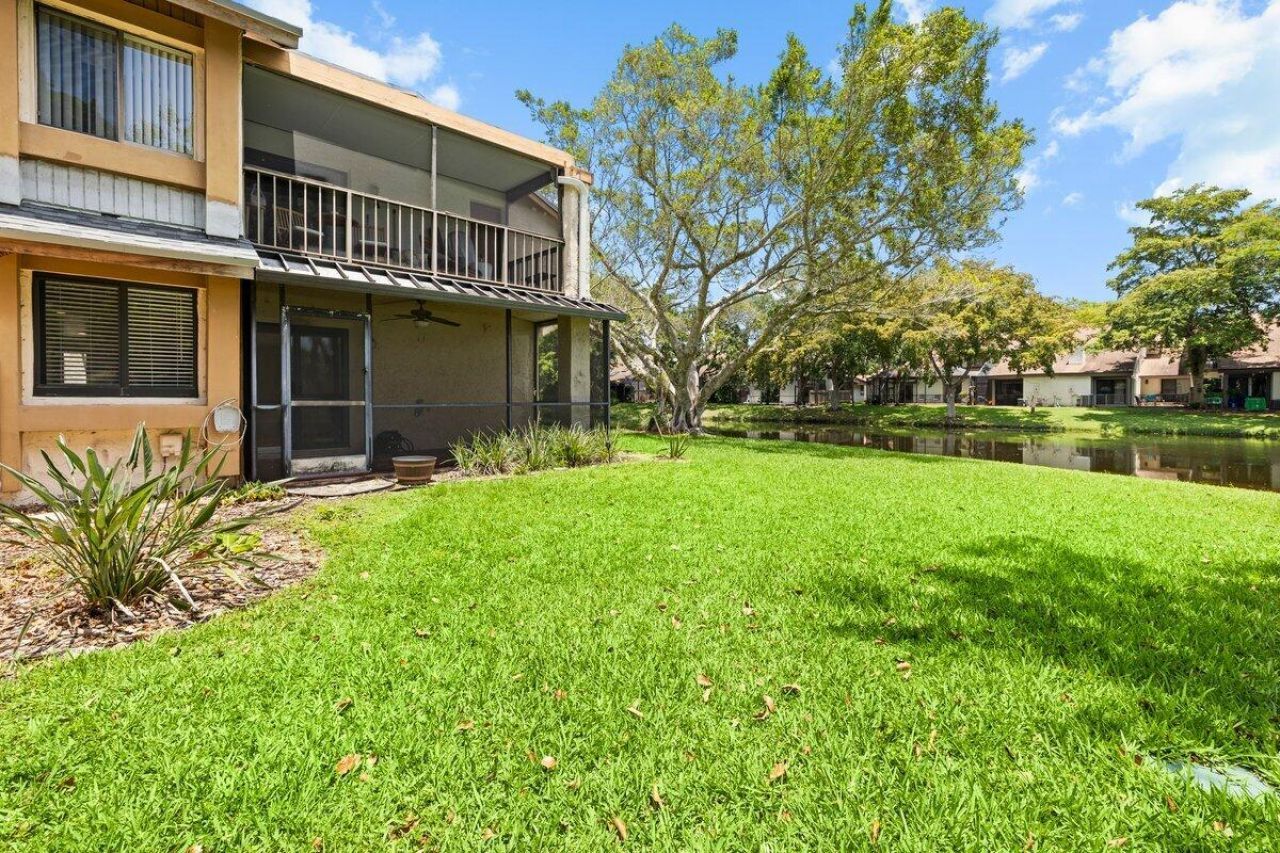 28 Wimbledon Lake Drive, Unit 222, Plantation, FL 33324 Photo