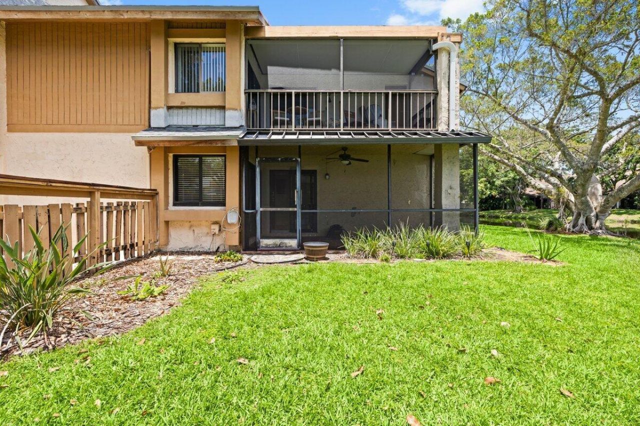 28 Wimbledon Lake Drive, Unit 222, Plantation, FL 33324 Photo
