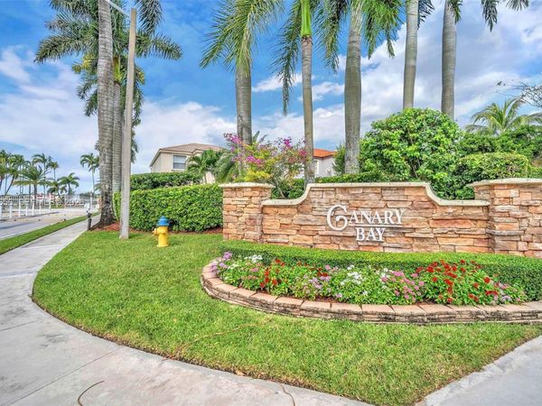 15891 NW 15th Ct , Pembroke Pines, FL 33028