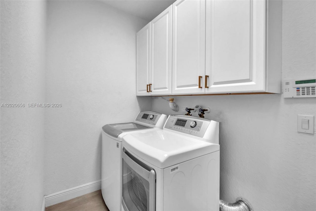 15891 NW 15th Ct , Pembroke Pines, FL 33028 Photo