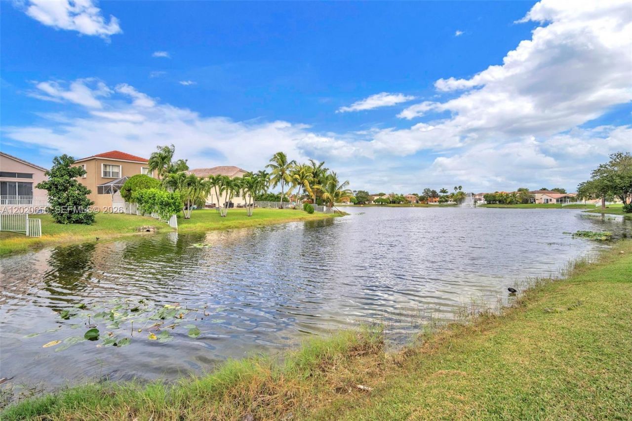 15891 NW 15th Ct , Pembroke Pines, FL 33028 Photo
