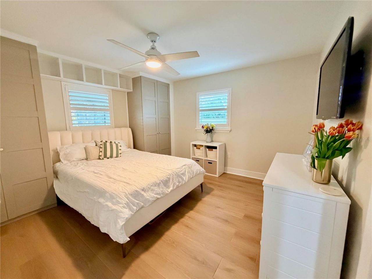 6073 Tanglewood Drive Ne, Saint Petersburg, FL 33703 Photo