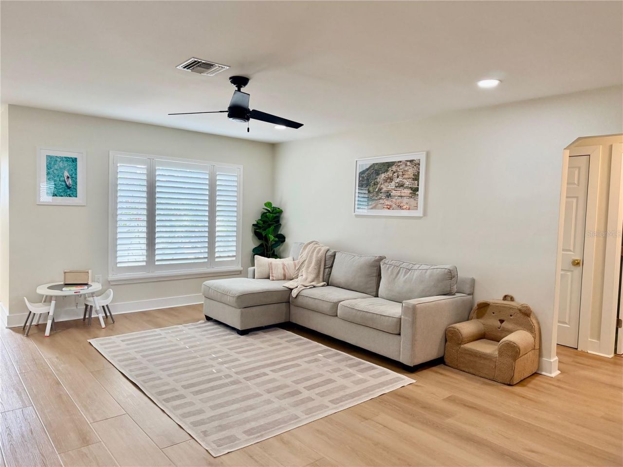 6073 Tanglewood Drive Ne, Saint Petersburg, FL 33703 Photo