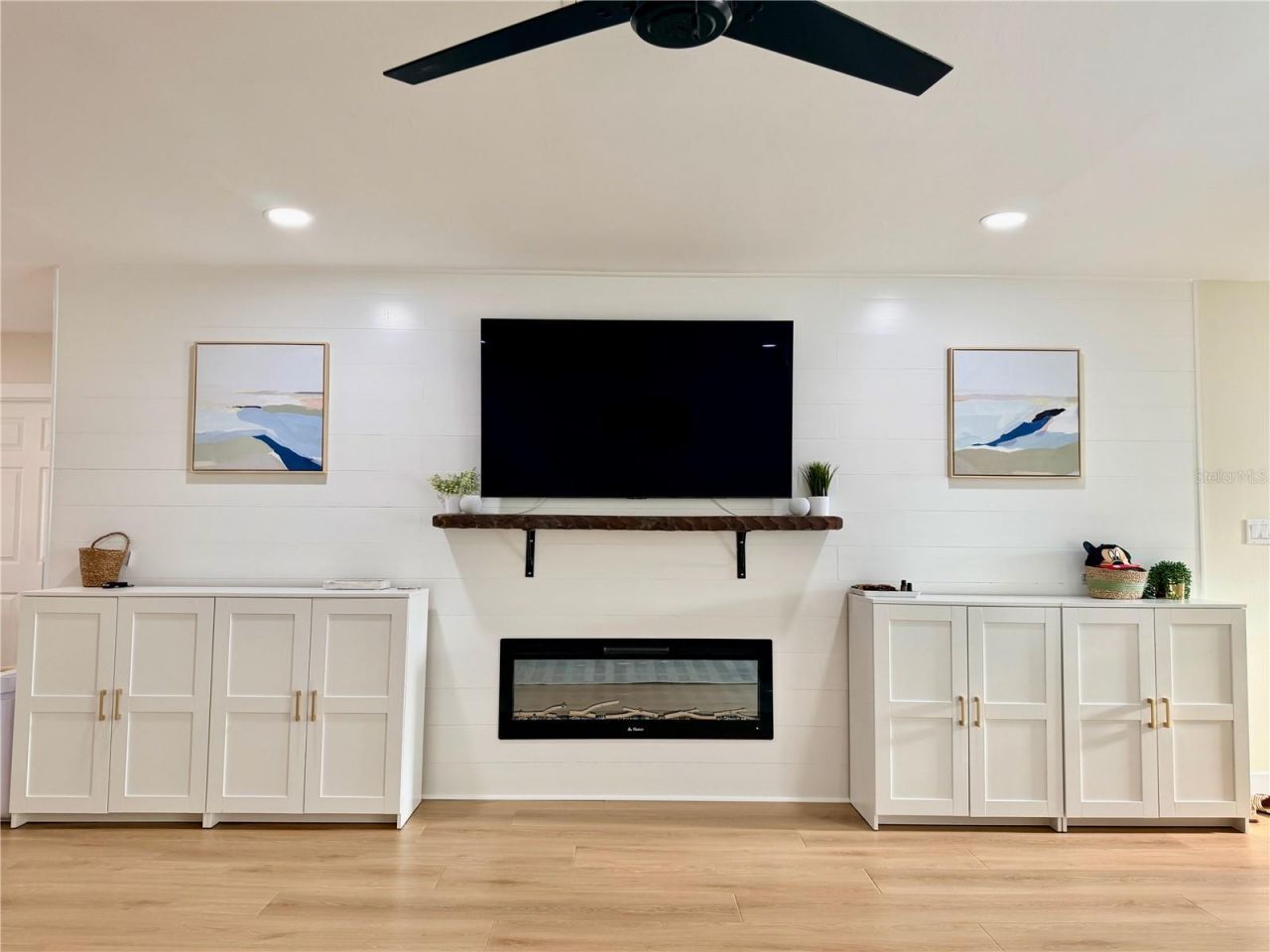 6073 Tanglewood Drive Ne, Saint Petersburg, FL 33703 Photo
