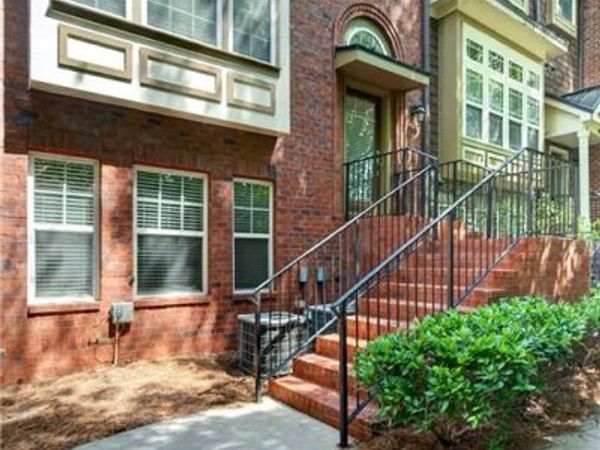 19 High Top Road, Atlanta, GA 30328