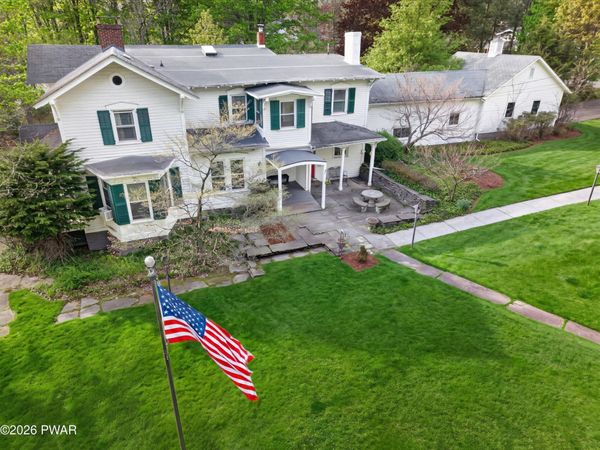 219 Hudson Street , Hawley, PA 18428
