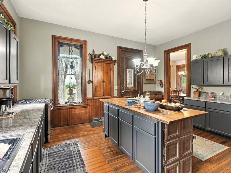 7298 Akron Road, Sterling, OH 44276 Photo 17