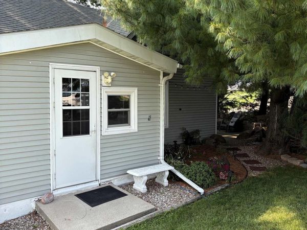 703 E Main Street, Brooklyn, IA 52211
