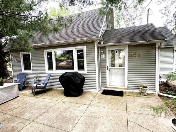 703 E Main Street, Brooklyn, IA 52211
