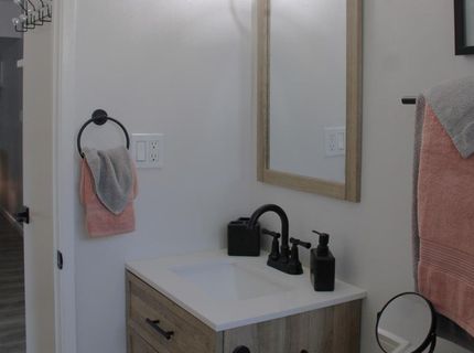 4512 Greenholme Dr #4, Unit 4, Sacramento, CA 95842 Photo