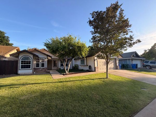 630 Germaine Dr, Galt, CA 95632