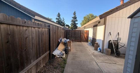 630 Germaine Dr, Galt, CA 95632 Photo