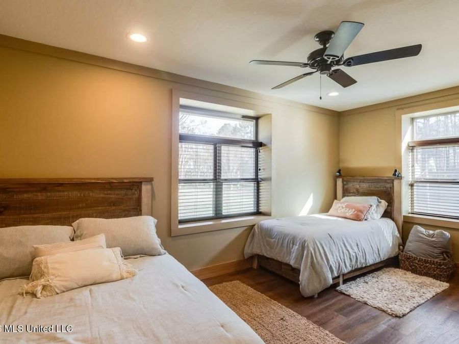 Property Image 46